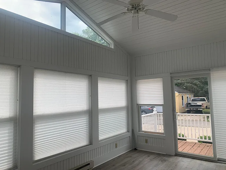 251 E Main St — Photo 15