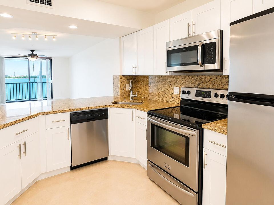 1st image of 115 Lake Emerald Drive #210