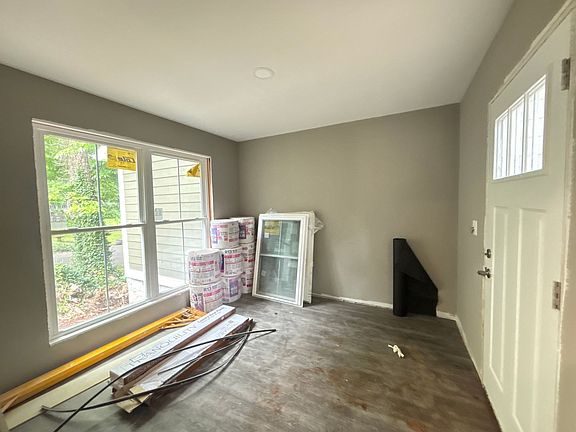 5th image of 1344 Park St #A