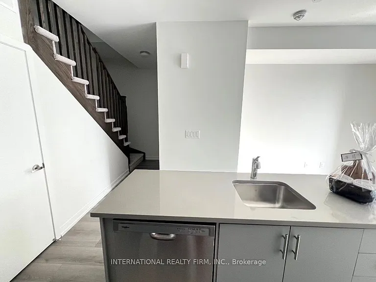 3421 Ridgeway Dr #10 — Photo 10