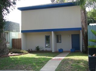 592 Rosecrans Ave, Manhattan Beach, CA 90266