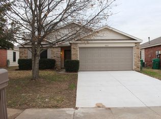 1021 Springcreek Dr, Denton, TX 76210