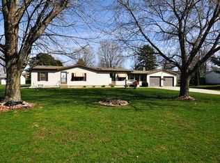 913 S Townline Rd, Lagrange, IN 46761