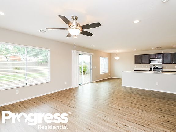 5th image of 919 W Kowalsky Ln