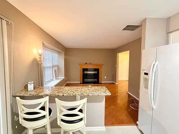 2nd image of 2205 Saxony Dr #2205