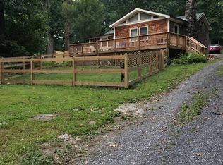 64 Luchase Rd, Linden, VA 22642