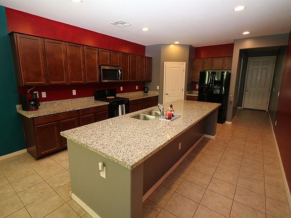 5th image of 21620 N Bradford Dr