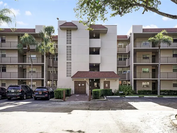 1831 Sabal Palm Dr APT 404, Davie, FL 33324