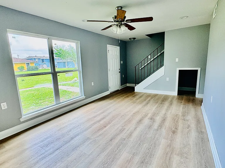 5 Pine Ln — Photo 17