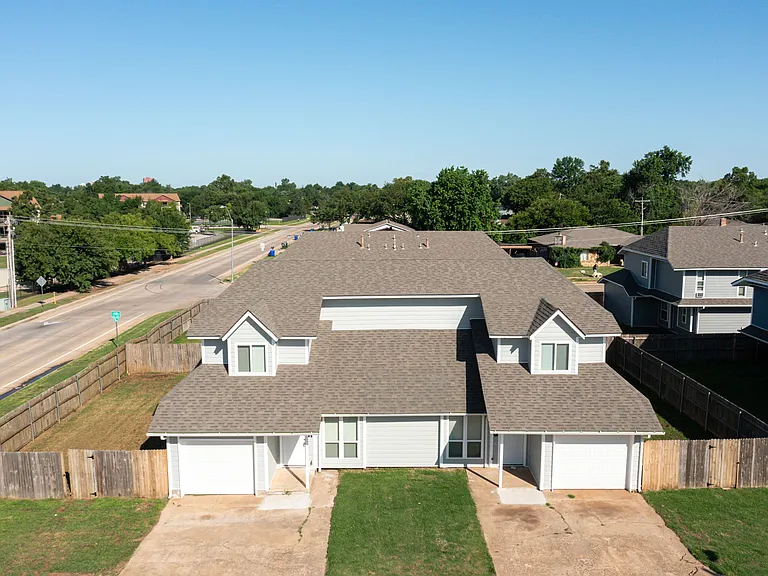 727 Vicksburg Ave — Photo 46