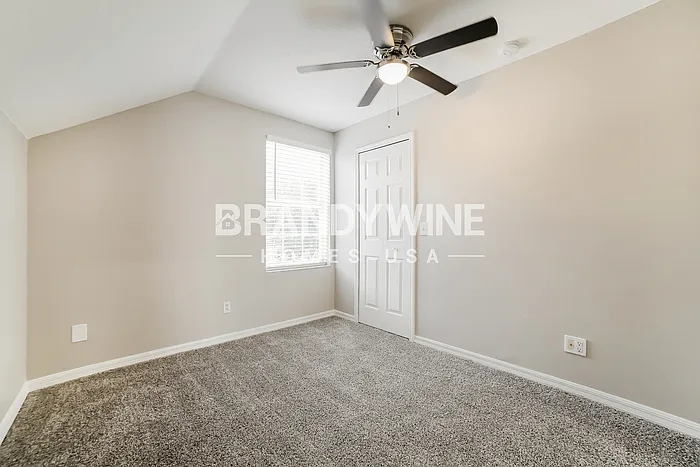 11105 Robin Lake Ct — Photo 16