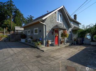 13197 Satterlee Rd, Anacortes, WA 98221