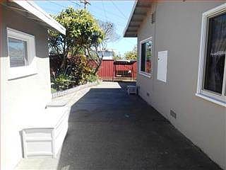 4th image of 1224 Douglas Way