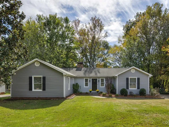 1281 Craig Ave, Lancaster, SC 29720