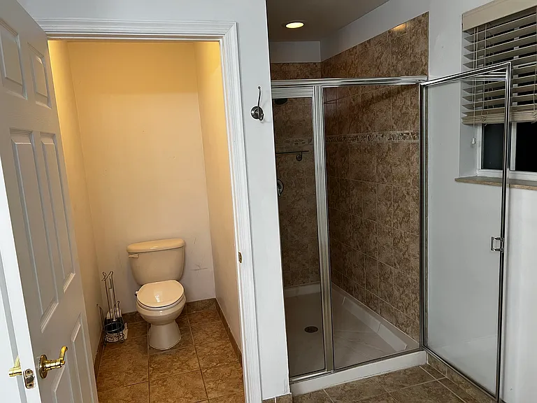 3535 NW 14th Ct — Photo 20