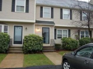 10 Riviera Rd, Hudson, NH 03051