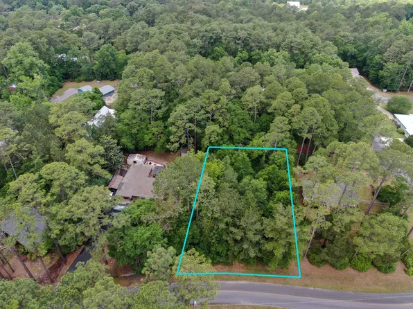 Teelinville Dr, Defuniak Springs, FL 32435