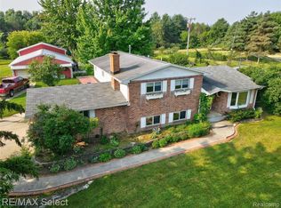 5875 McDowell Rd, Lapeer, MI 48446