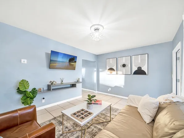 3331 Lake Ave, West Palm Beach, FL 33405