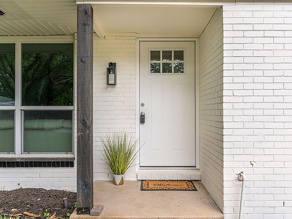 4th image of 339 Oakland Cir NW