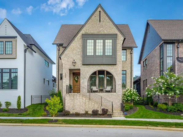 9427 Calder Cir, Ooltewah, TN 37363