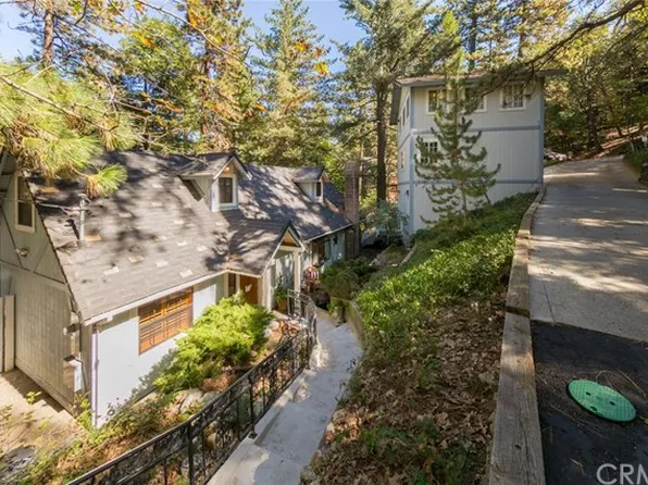 22650 Crest Forest Dr, Crestline, CA 92325