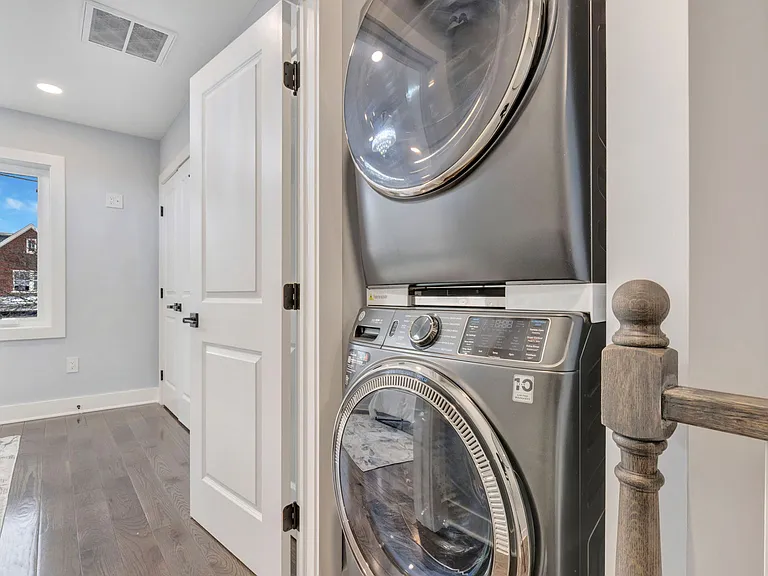 413 Ingraham St NW — Photo 22