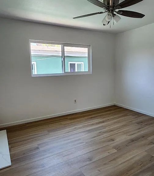 4419 Rosebud Ln — Photo 12