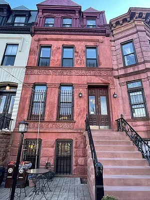 Rented by Oxford Property Group | media 6