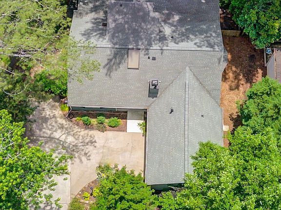 2nd image of 420 Taberwood Way