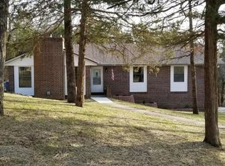 2728 Shagbark Cir, Jefferson City, MO 65109