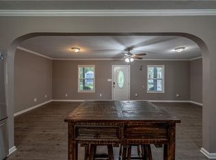 31 Baywood Dr, Pineville, LA 71360