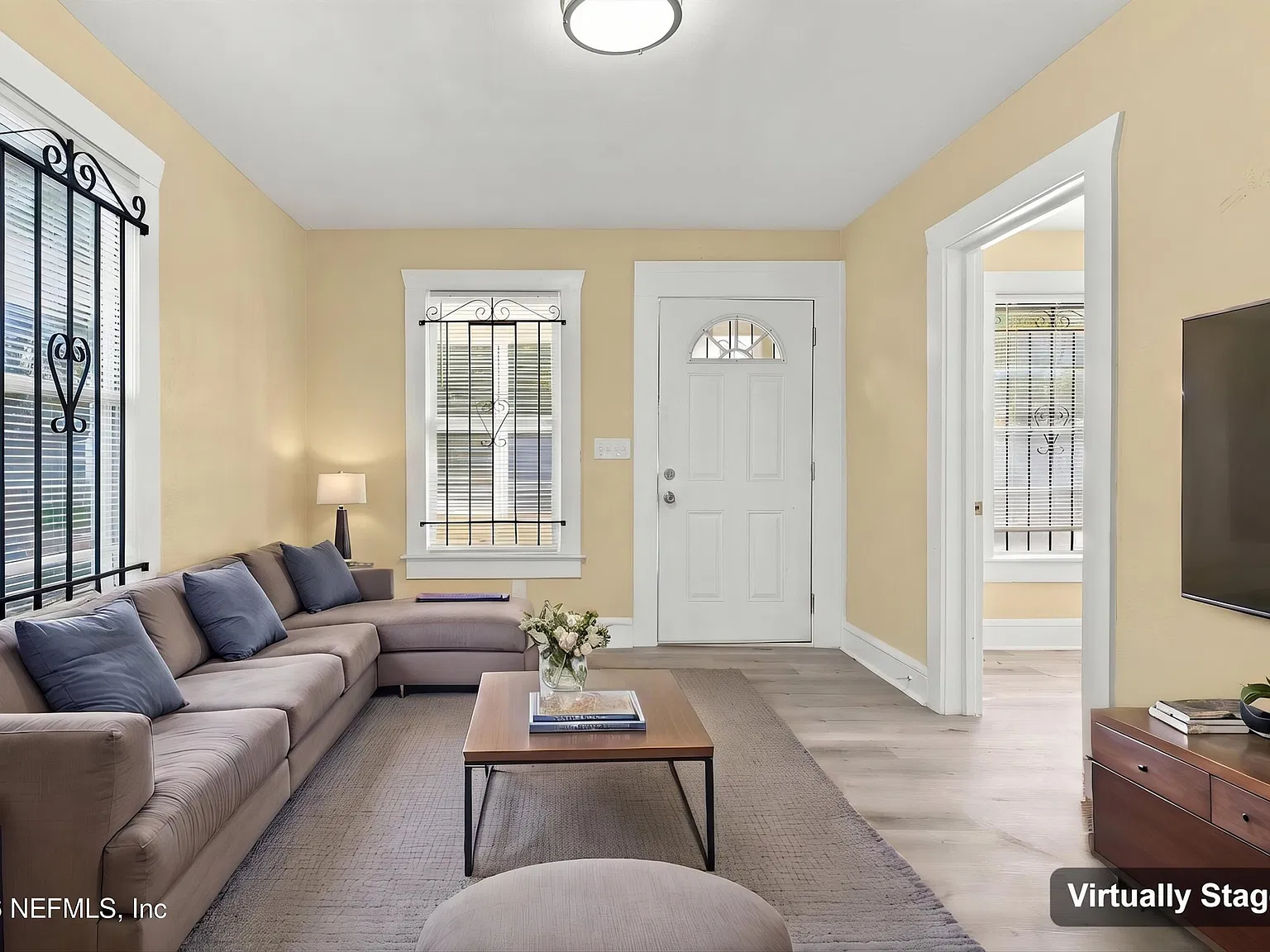 4 bed, 2.5 bath, 1572 sqft, $1,750 — Photo 3