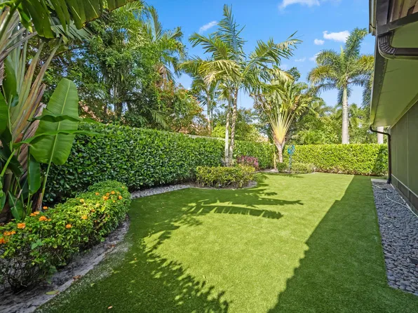 2895 FARRAGUT Lane, West Palm Beach, FL 33409