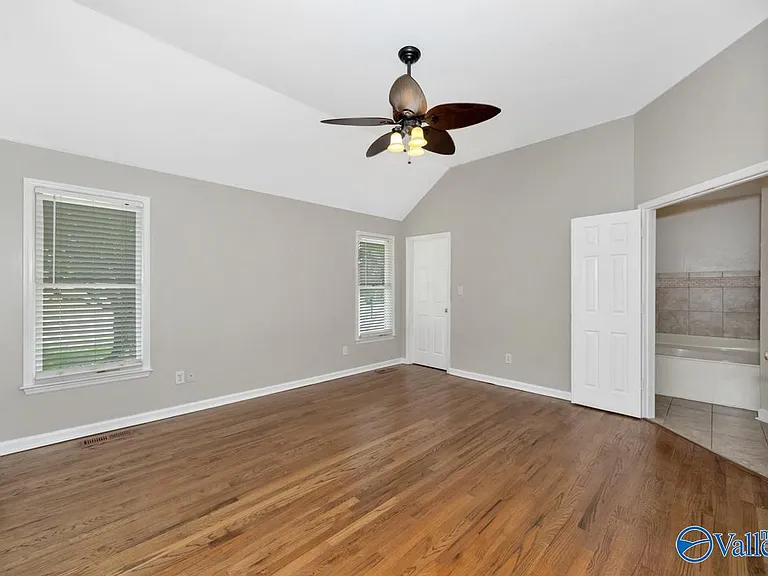 180 Jarrett Ln — Photo 26