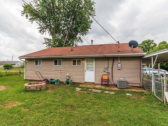 4th image of 1780 Eastbrook Dr S