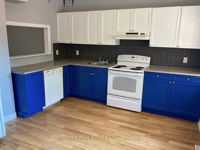 985 Dupont St #1 — Photo 1
