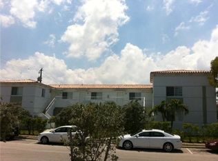 7130 Rue Versailles APT 10, Miami Beach, FL 33141