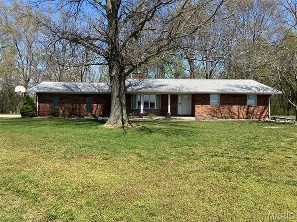 3908 Haselhorst Rd, New Baden, IL 62265