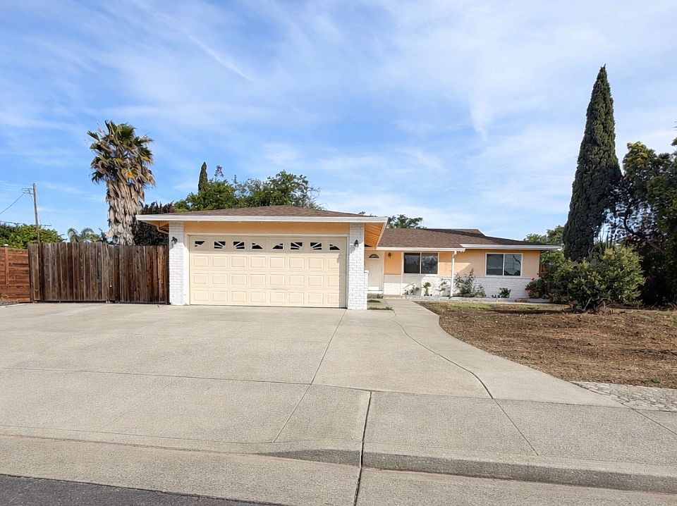 1st image of 2217 Santa Fe Ct