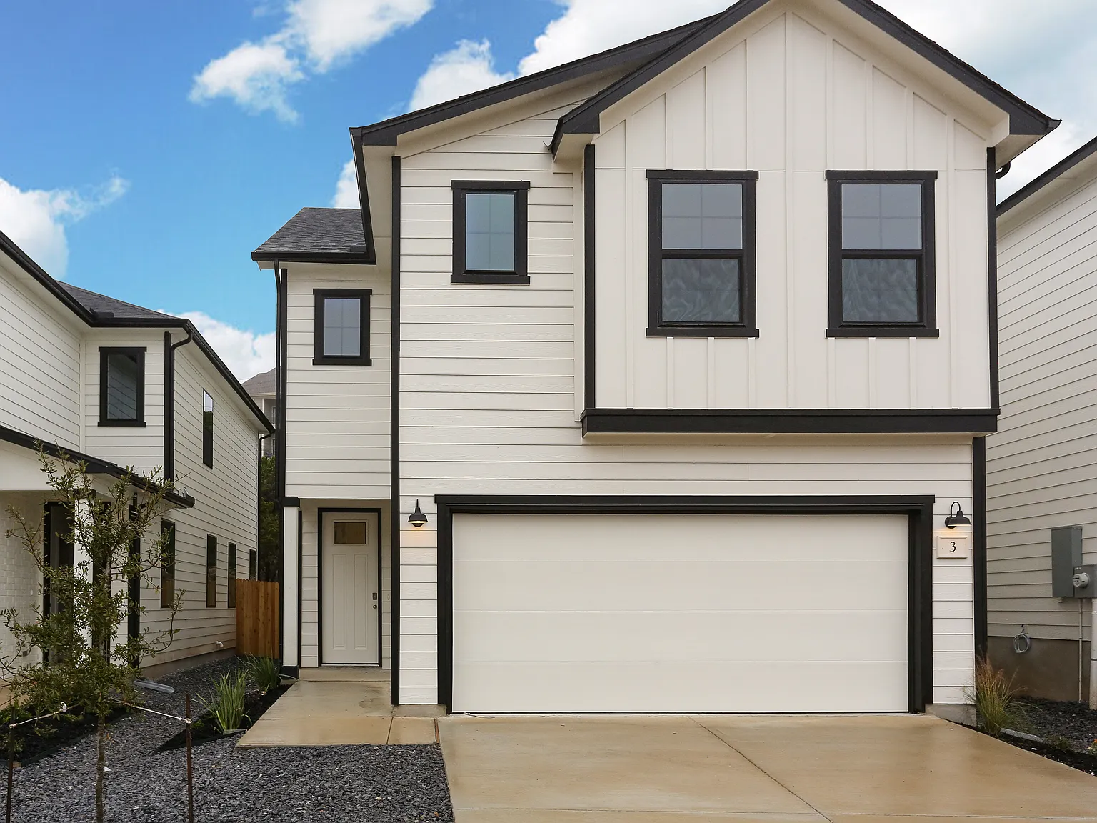 3 bed, 2.5 bath, 1712 sqft, $2,300 — Photo 3
