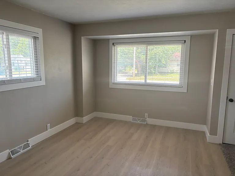 228 South St — Photo 2