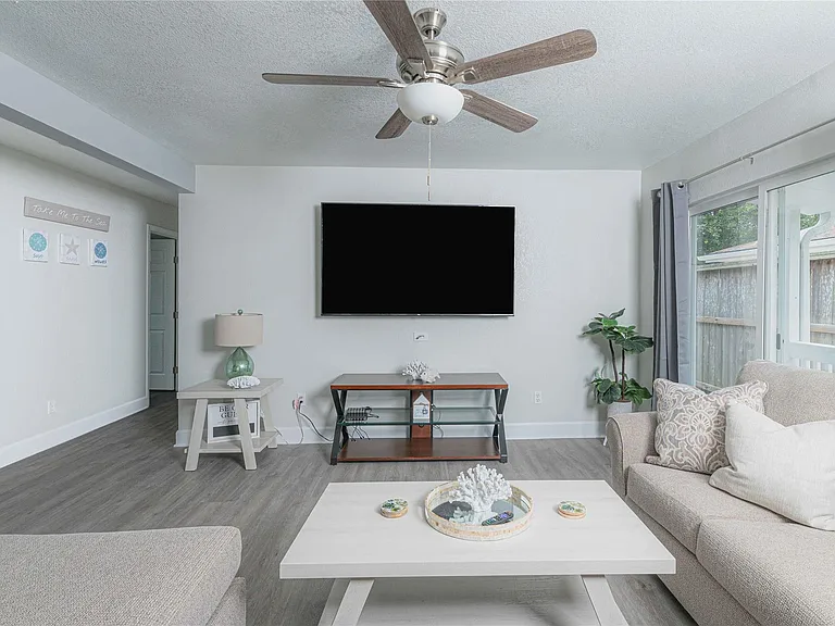 3314 Kleinmann Ave — Photo 29
