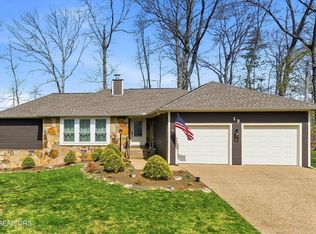 19 Newcom Ct, Crossville, TN 38558
