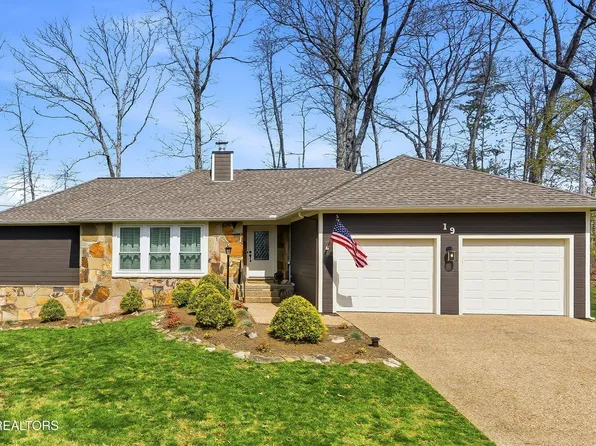 19 Newcom Ct, Crossville, TN 38558