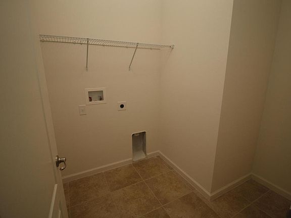 5th image of 708 Remington Green Dr SE