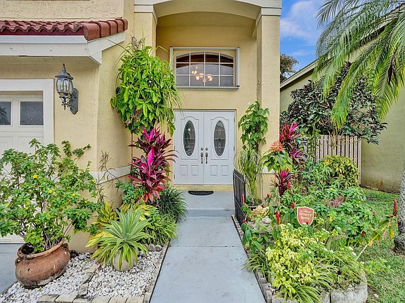 2nd image of 3282 W Buena Vista Drive