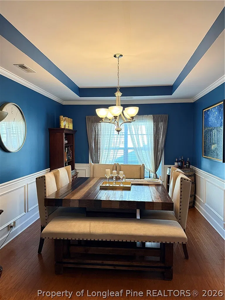 4 bed, 2.5 bath, 2755 sqft, $2,175 — Photo 3