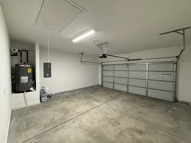 24057 Quints Dr — Photo 35