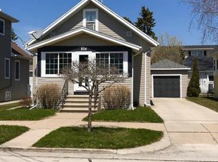 804 18th St, Two Rivers, WI 54241